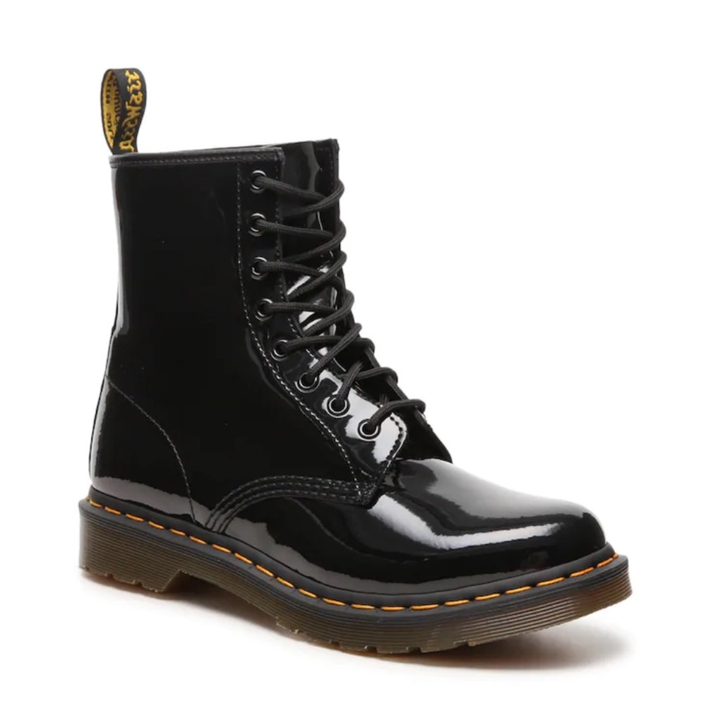 Dr. Martens 1460 COMBAT BOOT - WOMEN'S sz 9. Used and in great condition!